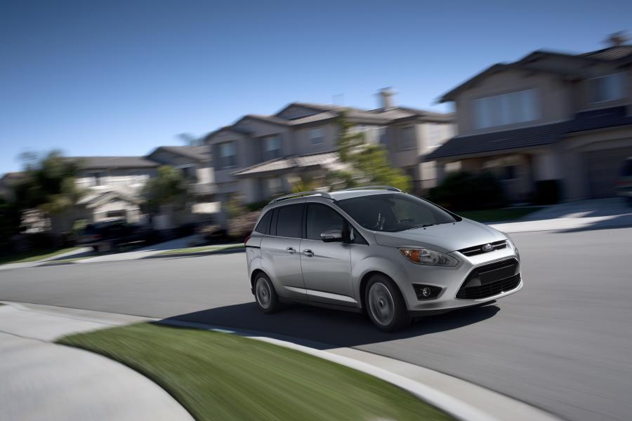  Ford C-Max 2011 года  (US) (фото 35 из 64)